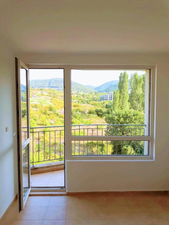 Green Dream 3 Rooms Apartment Butterfly Солнечный берег Экстерьер фото